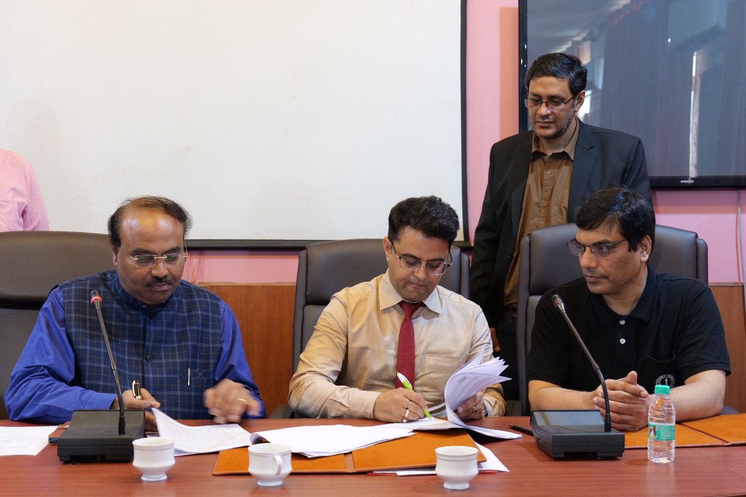 Jigyasa University and DNA Labs-CRIS MOU: Future of Science